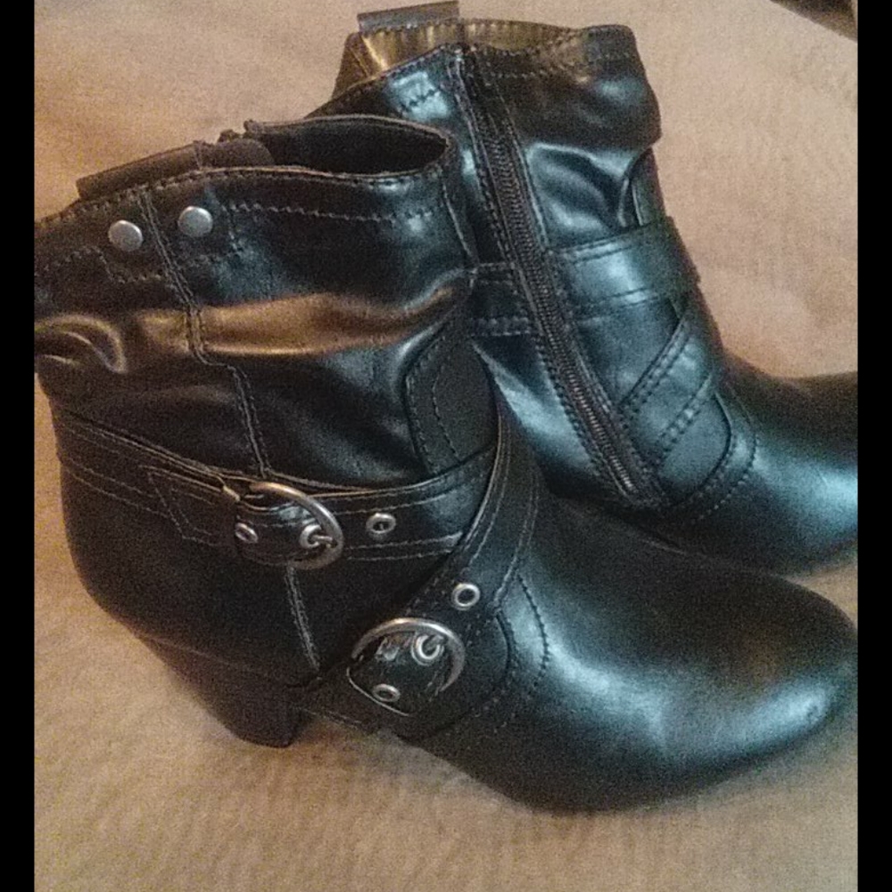 Charming Charlie boots